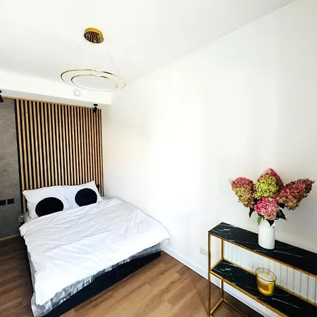 Hortensia Garden Apartament *